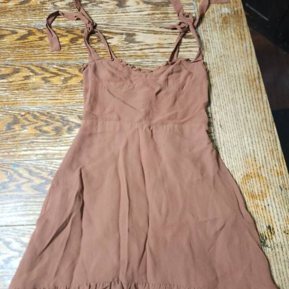 Reformation Christine dress in brown Sz 0P